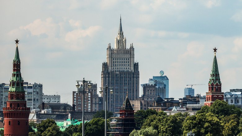 Baza: посол Алжира в России пострадал в ДТП в центре Москвы