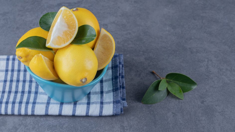 Лимон вместо бытовой химии: 5 способов использования цитрусовых плодов для наведения чистоты в квартире Лимон вместо бытовой химии: 5 способов использования цитрусовых плодов для наведения чистоты в квартире