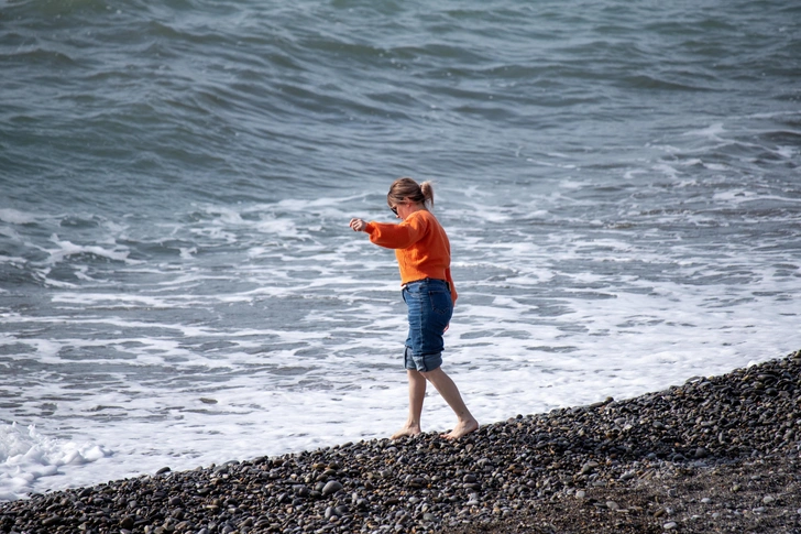 «Не жить теперь?» Россияне объяснили, почему едут отдыхать в Сочи, несмотря на налеты БПЛА