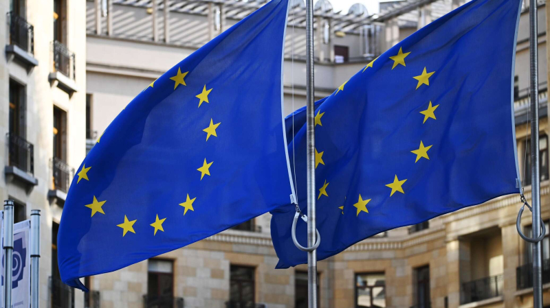 Захарова вопросом «Кто ты такая?» отправила экс-премьера Швеции в Гренландию Захарова вопросом «Кто ты такая?» отправила экс-премьера Швеции в Гренландию