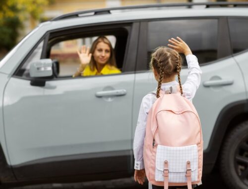 Как выбрать автомобиль для перевозки детей по безопасности и комфорту